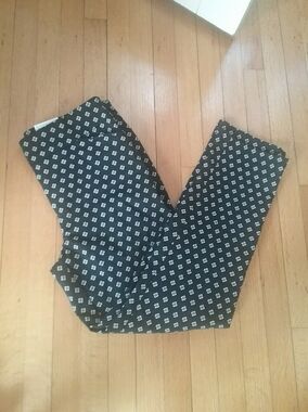 Croft & Barrow Black Pants with White Micro Floral Pattern - Size 14